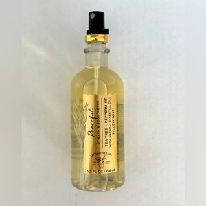 Bath & Body Works Aromatherapy Pillow Mist - Peaceful